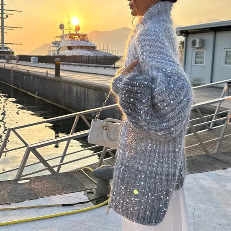 Genser strikket med ensfargede paljetter