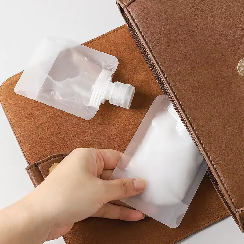 Set of 40 travel bottles – clean and organized transport — photo 13